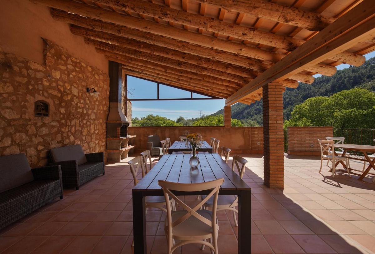 Cozy apartment in Orpi with pool - Housity