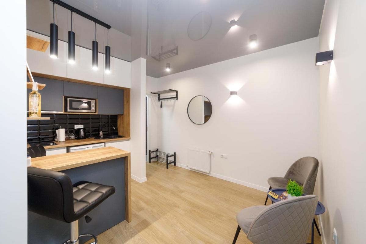 New Point in the Centre - Housity