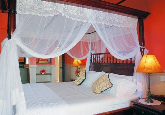 Suitetrails - Spring Hotel Bequia