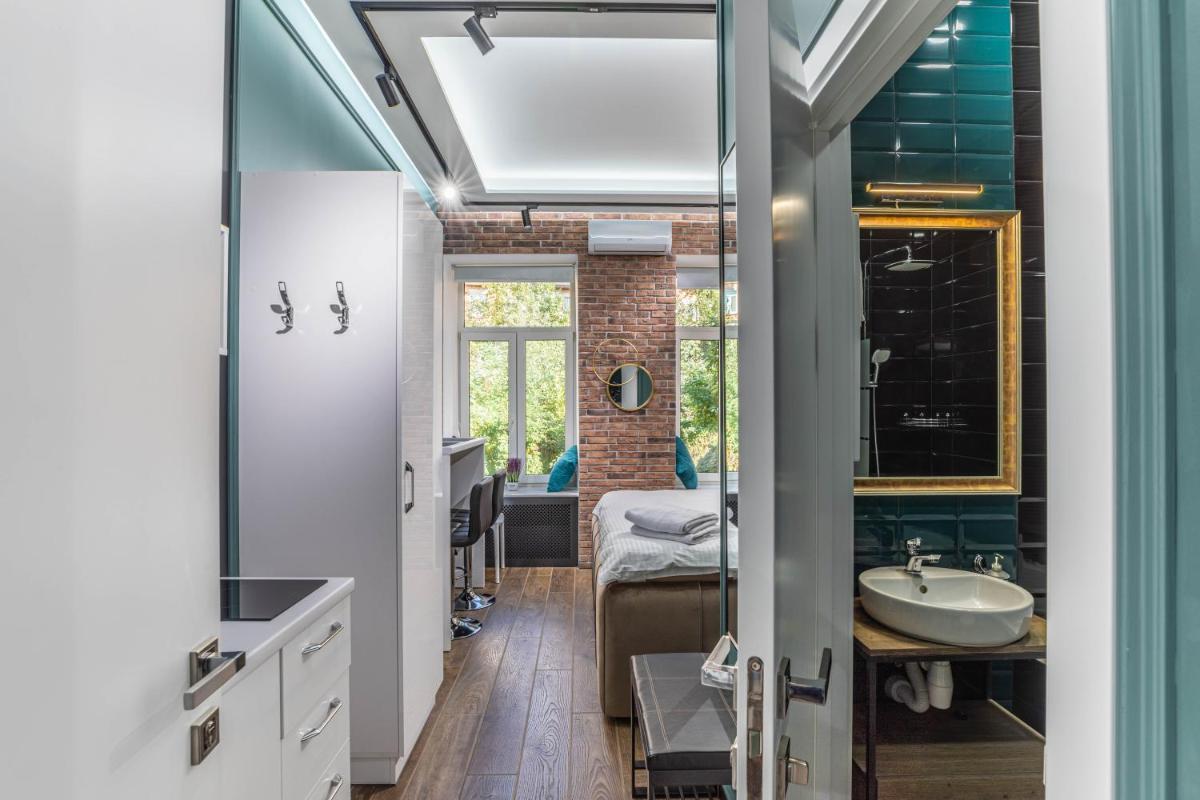 Luxury Urban Lofts Across Baseina & Arena - Housity