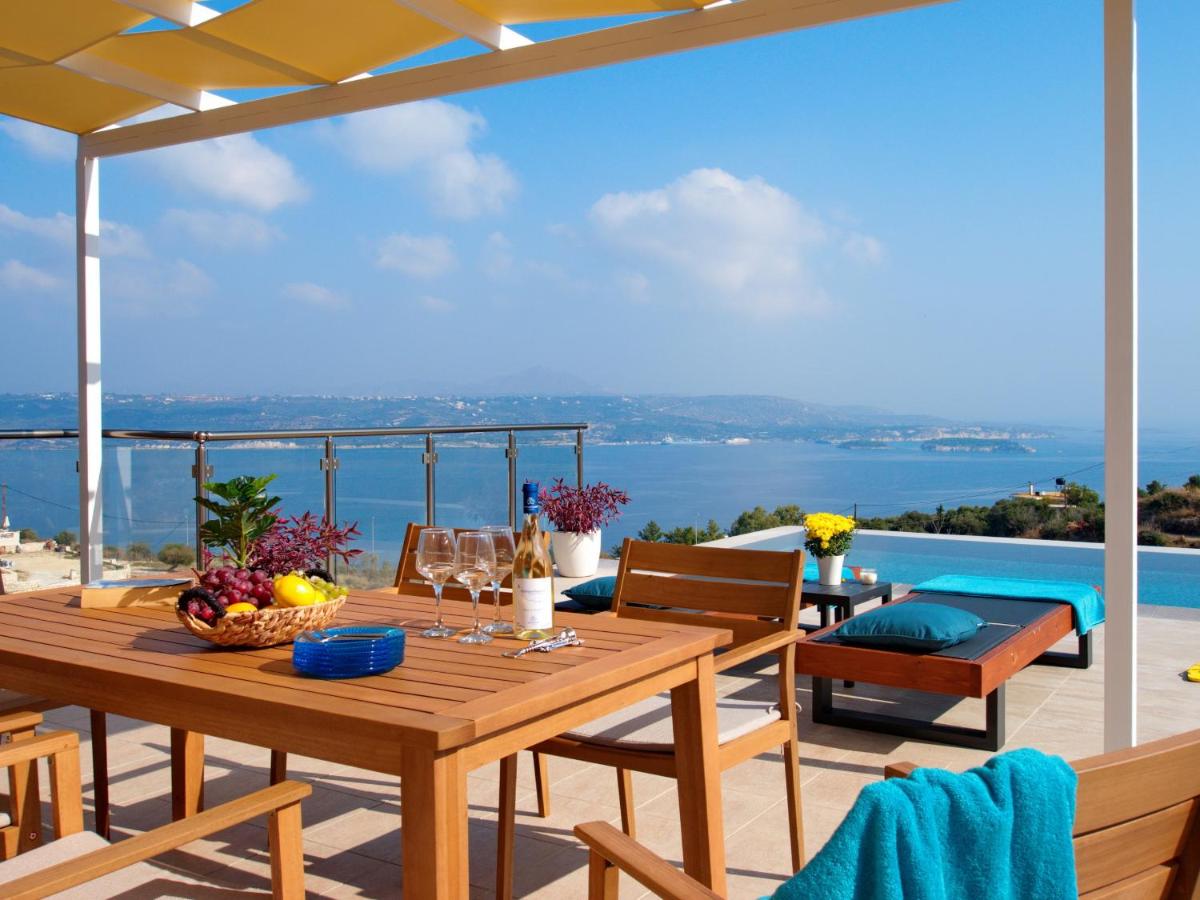 Villa Nikos Megala Chorafia Crete - Housity