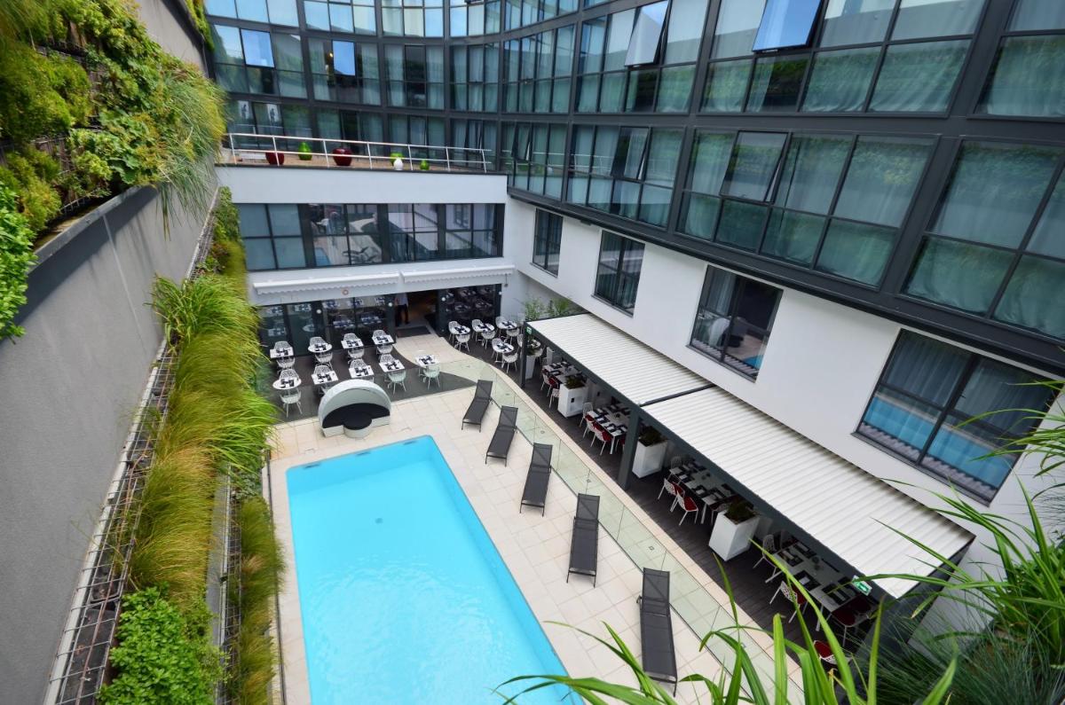 Piscine de l'établissement Holiday Inn Dijon Toison D'or by IHG ou située à proximité