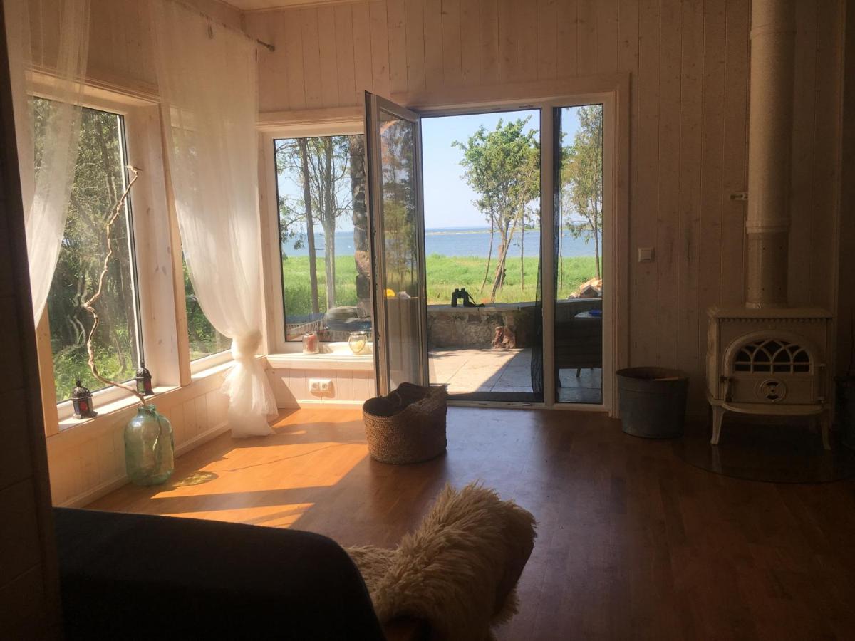 Secret Beach House off-grid, sauna and outdoor WC - Housity