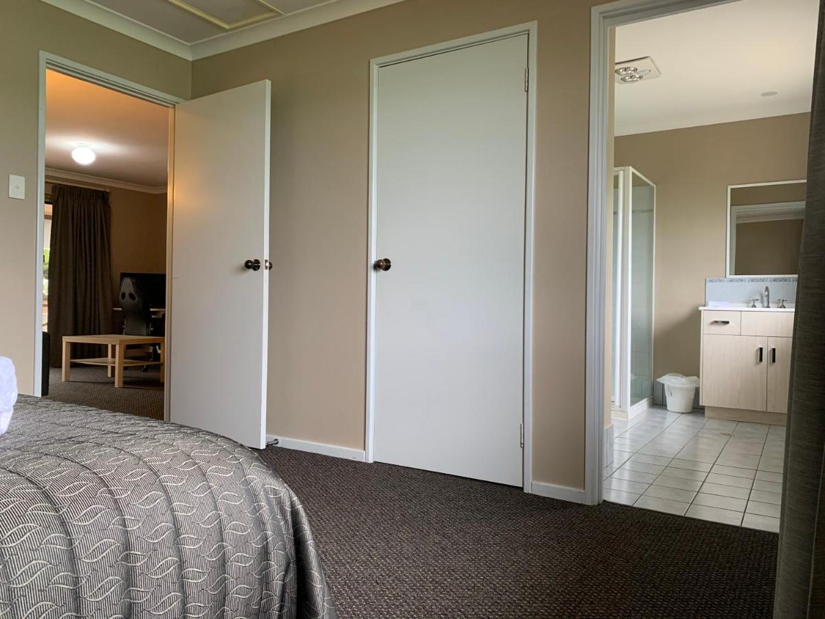 Studio32 - Housity