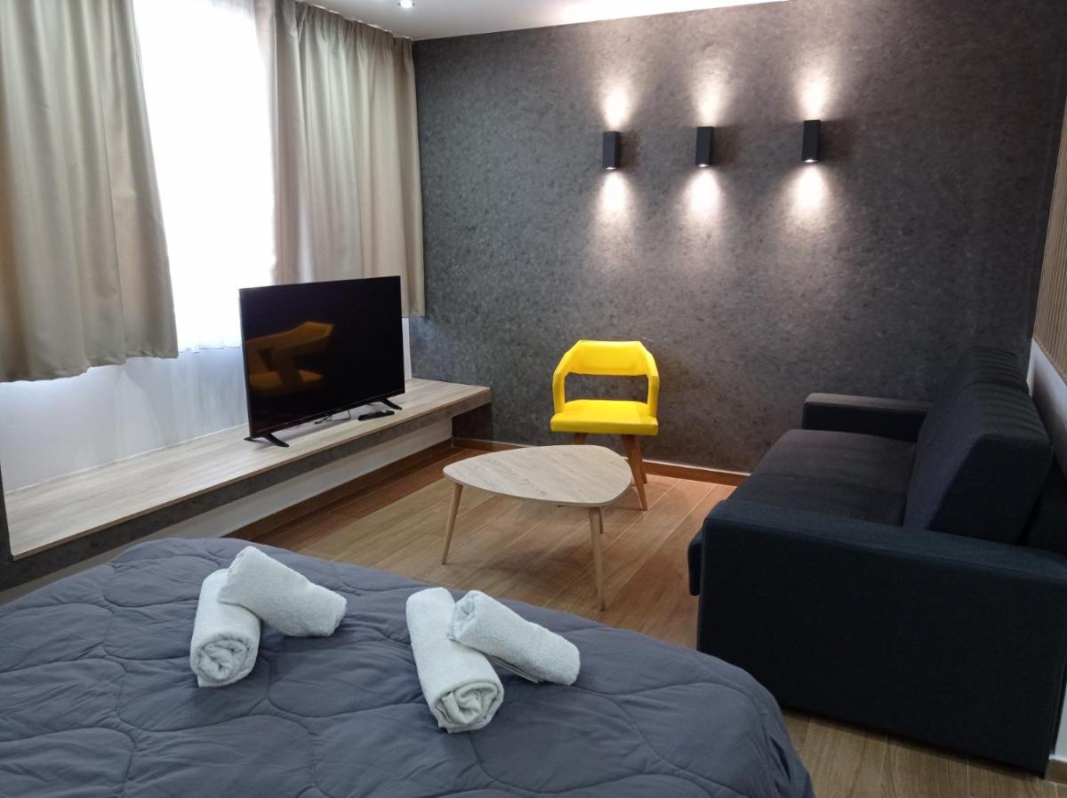 VH Executive Suites - Housity