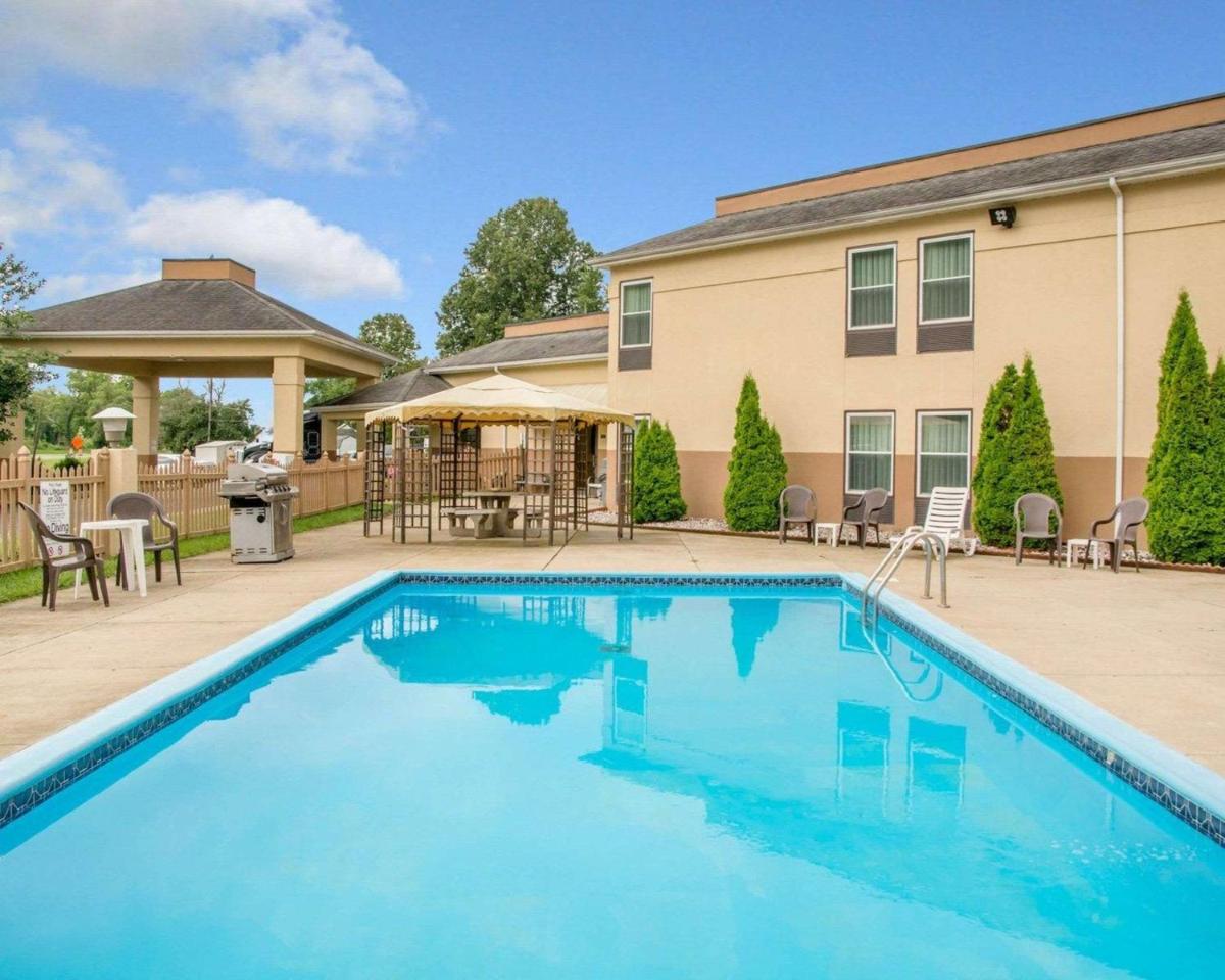 Comfort Inn Piketon near Fairgrounds - Housity