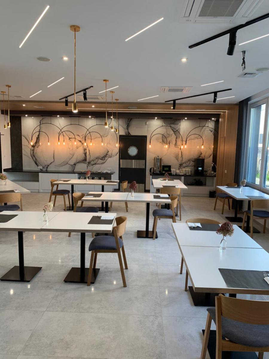 Hotel Coliber - Housity