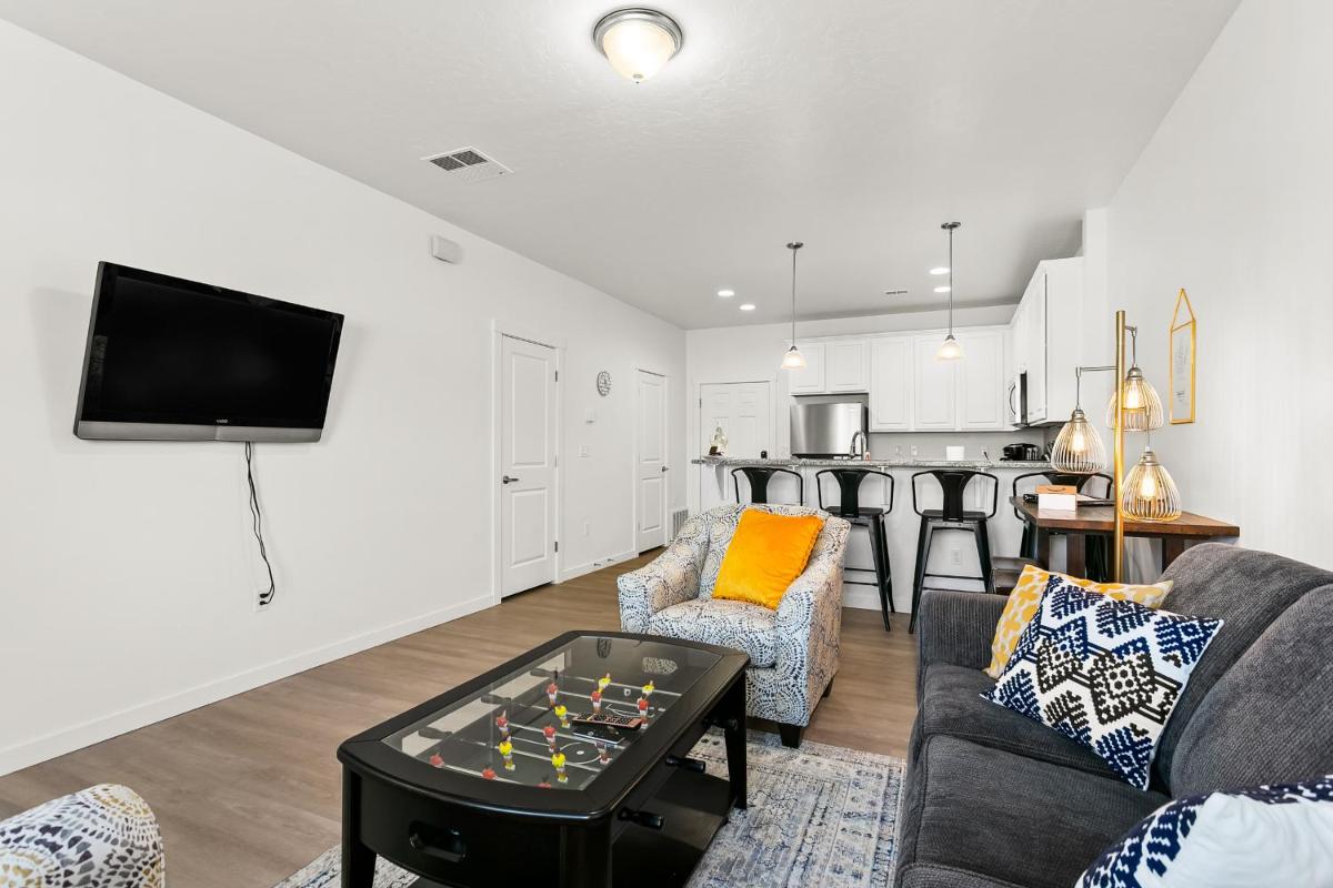 Gabrielle Townhomes - Housity