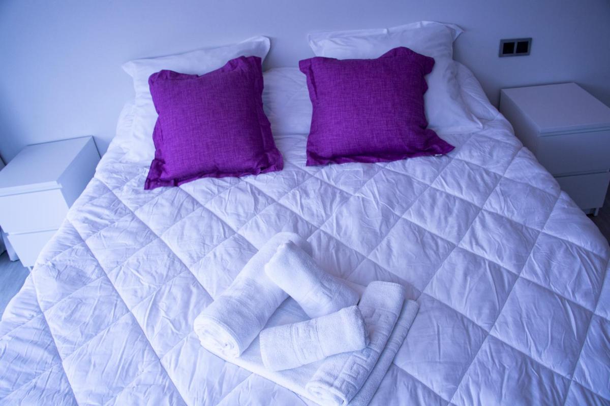 Apartamento Rural Hotel Parejas - Housity