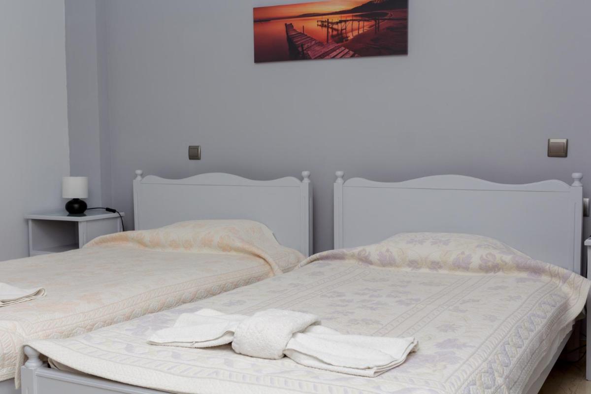 Finikas - Housity