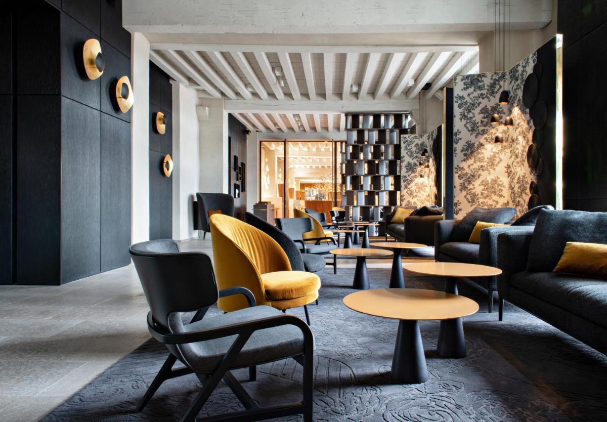 Coin salon dans l'établissement InterContinental Lyon - Hotel Dieu by IHG