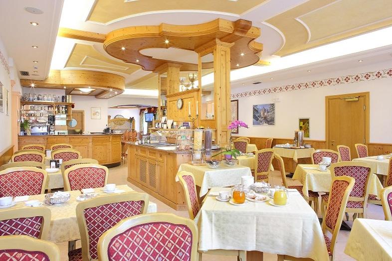 Hotel Sant'Ilario - Housity