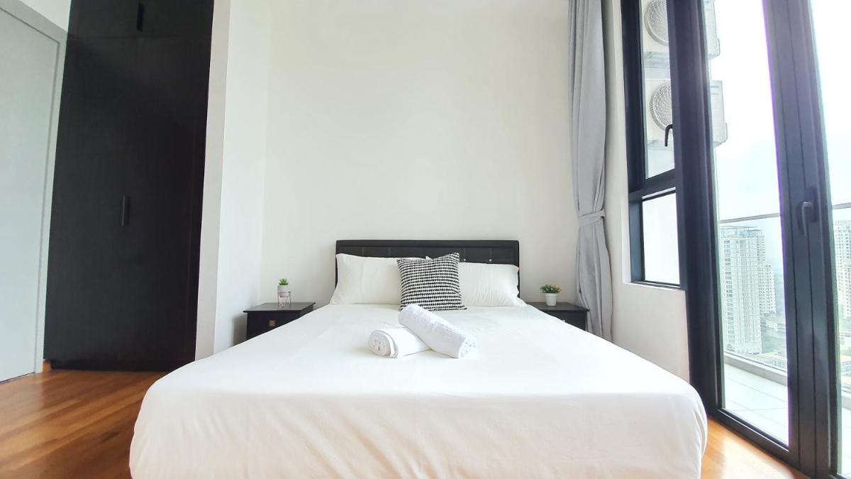 KLGateway Premium Residence Mid Valley - Housity