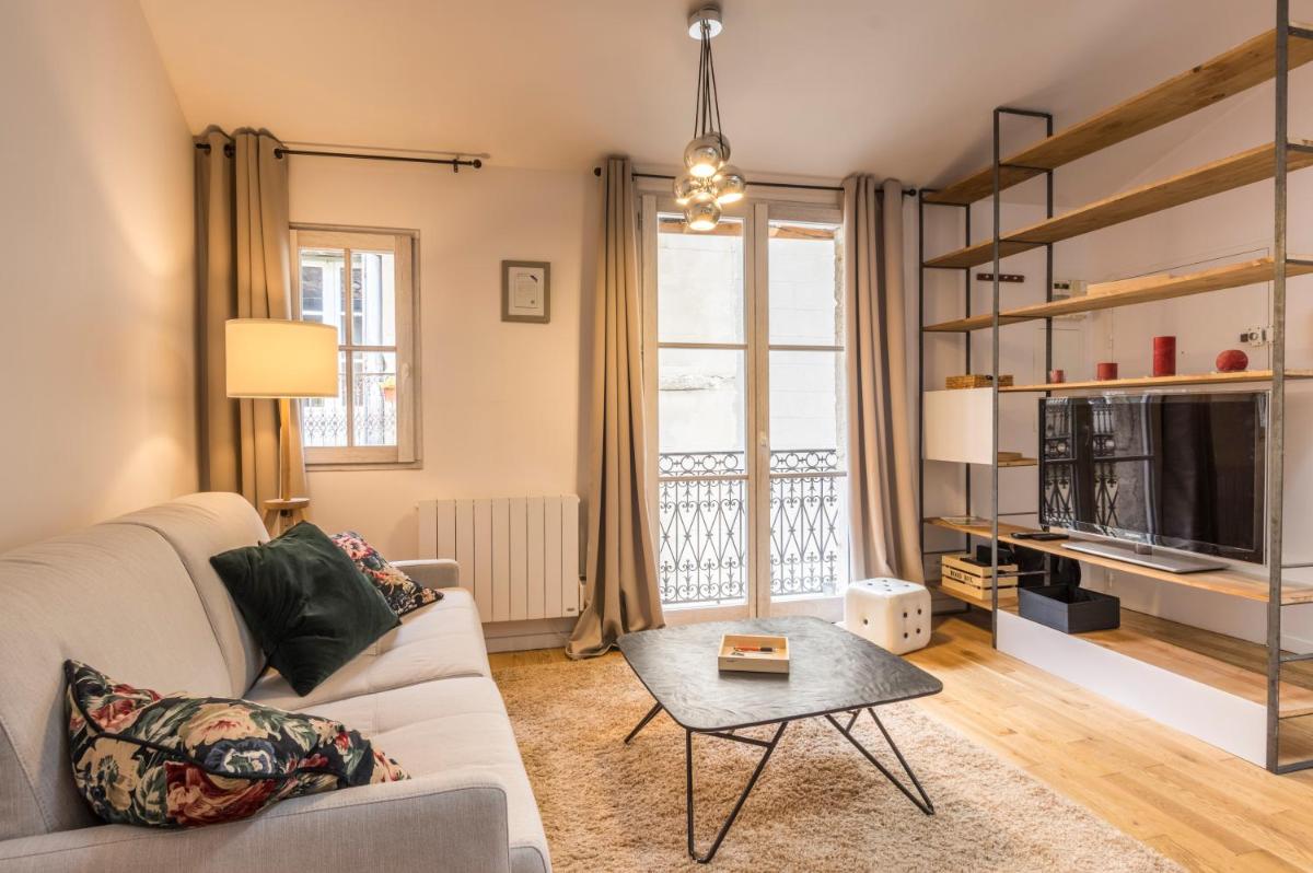 Suitetrails - La Parenthèse Roucher Montpellier - Duplex Climatisé T2 Cœur écusson