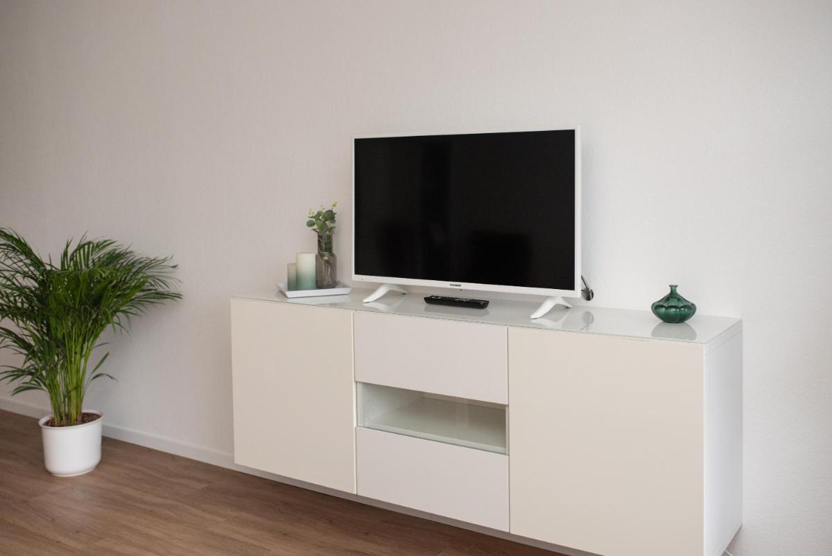 KELLER APARTMENT l 10C - Housity