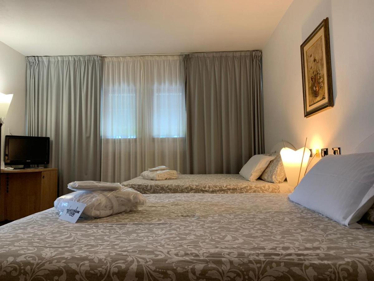 Hotel Logonovo - Housity