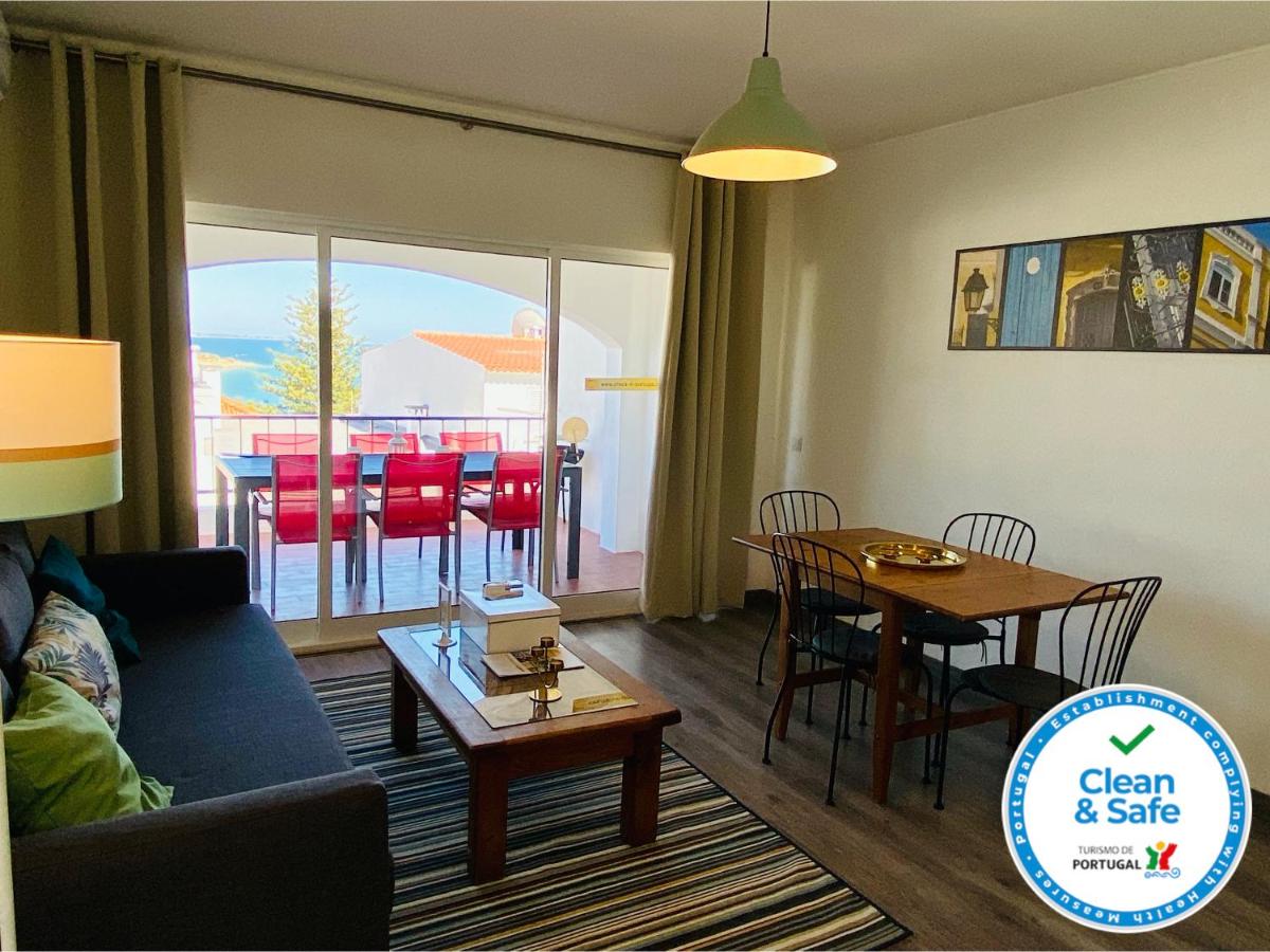 Cerro by Check-in Portugal - Housity