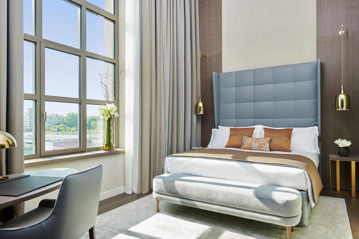Un ou plusieurs lits dans un hébergement de l'établissement InterContinental Lyon - Hotel Dieu by IHG