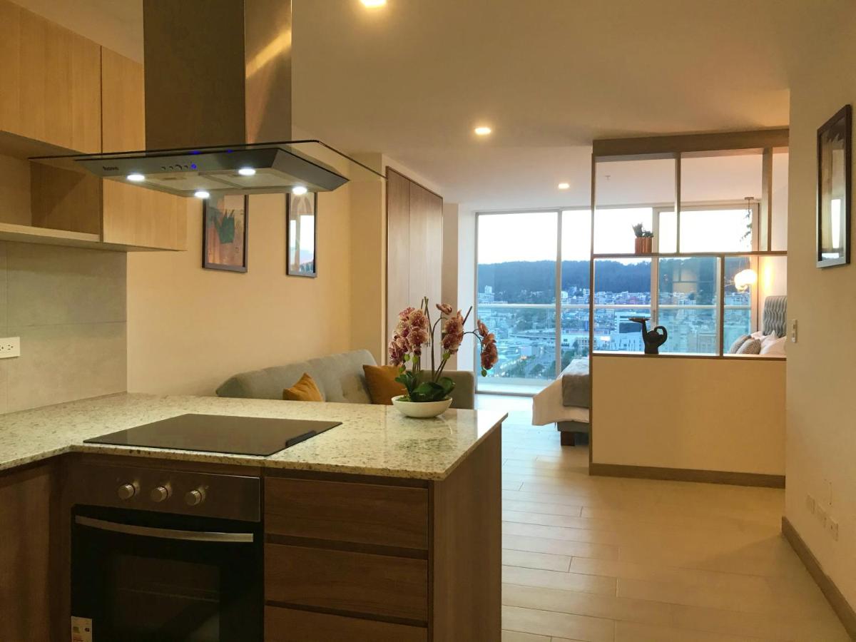 Suite Apartamento Espectacular Vista La Carolina - ONE Quito - Housity