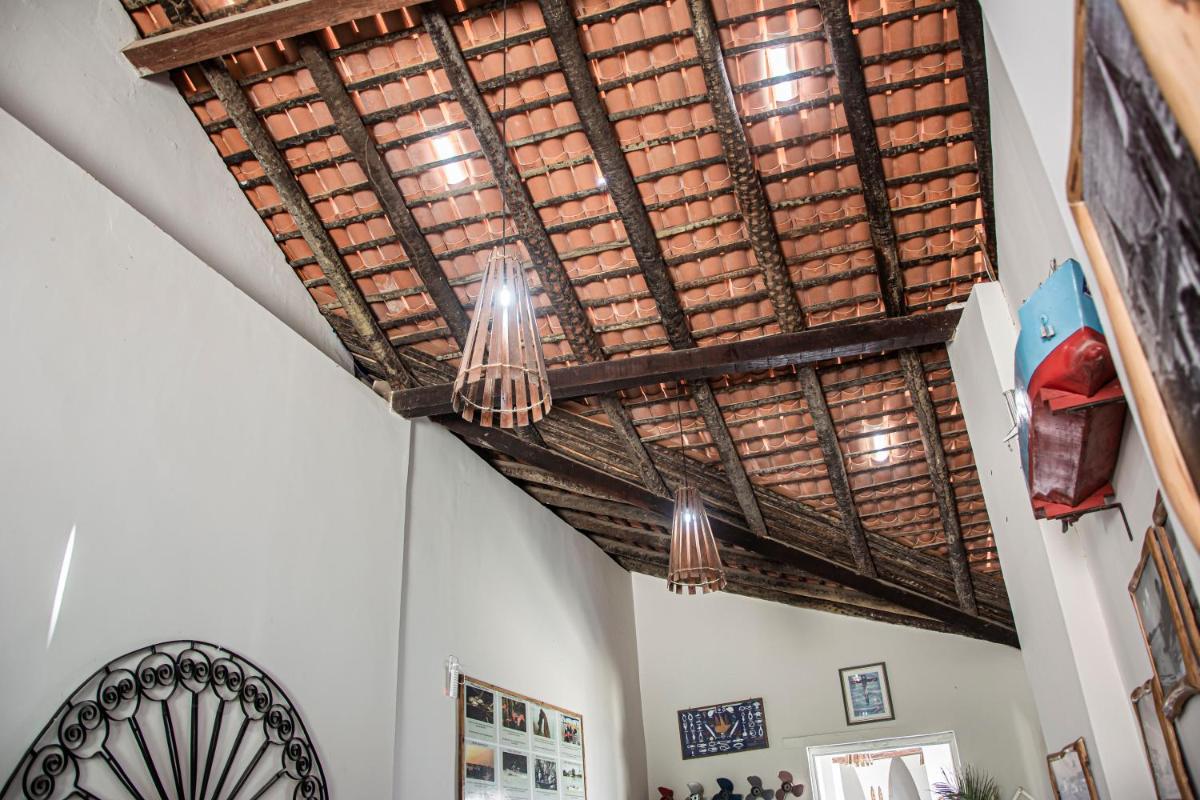 Pousada Porto das Barcas - Housity