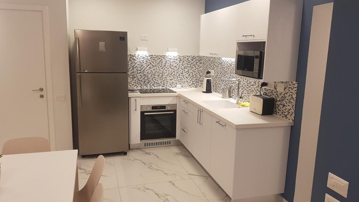 Family comfort king David apartments - Housity