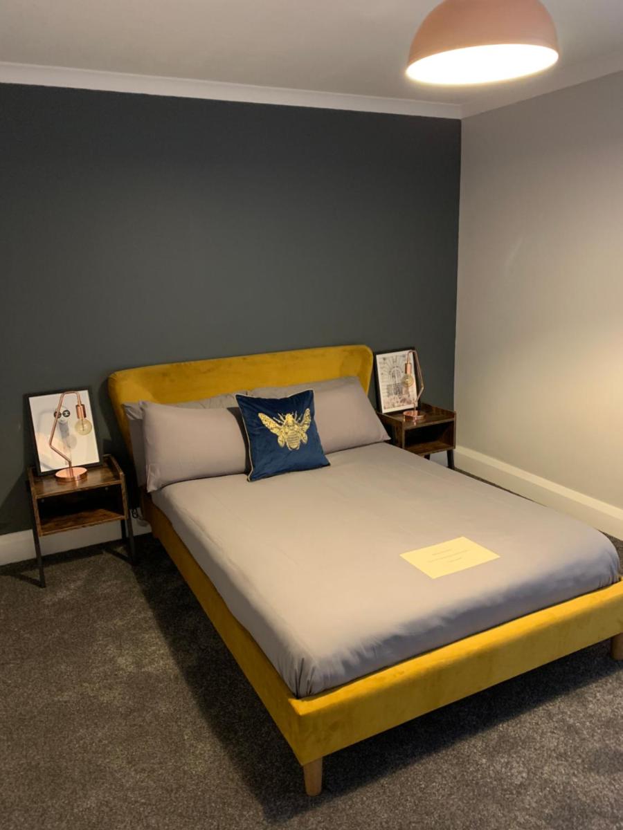 Laurel Street - Housity