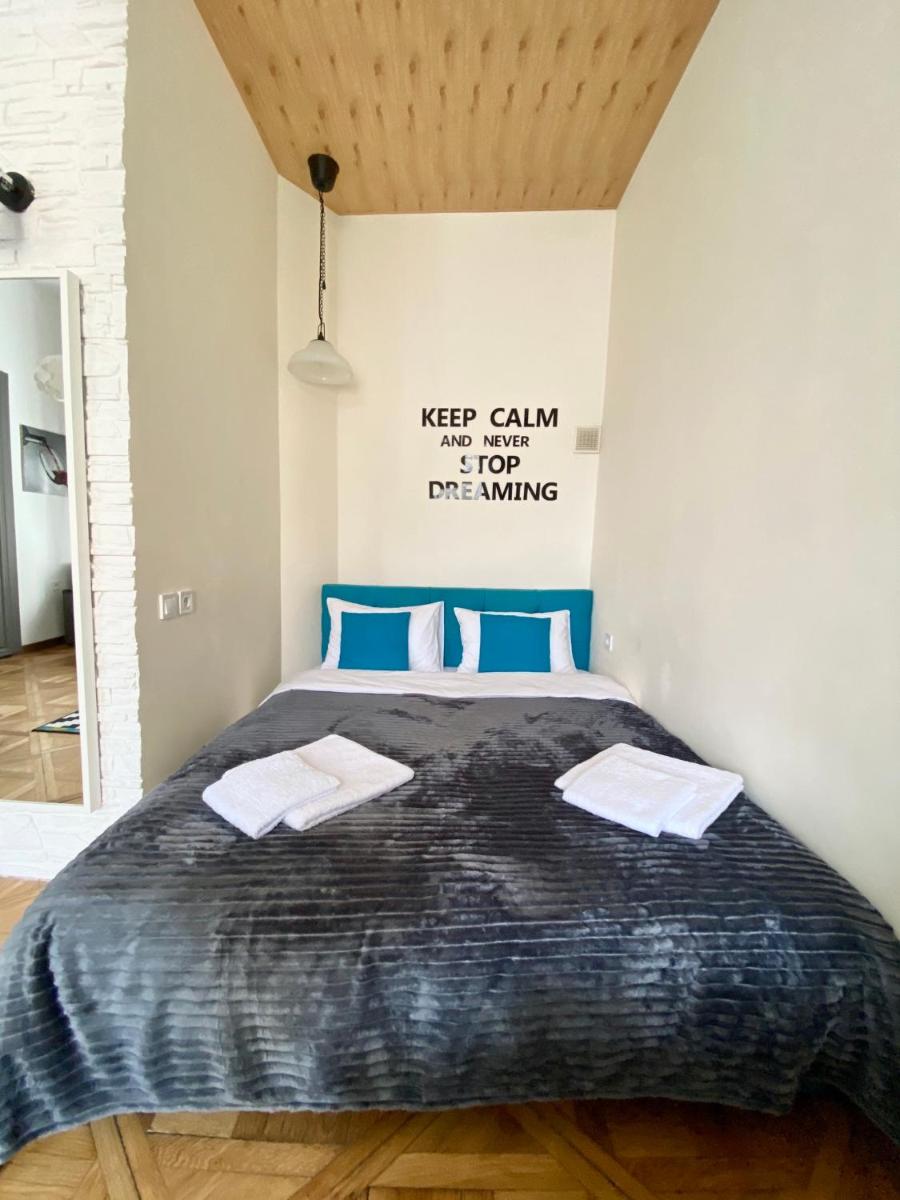 Dreaming Apartments - Housity