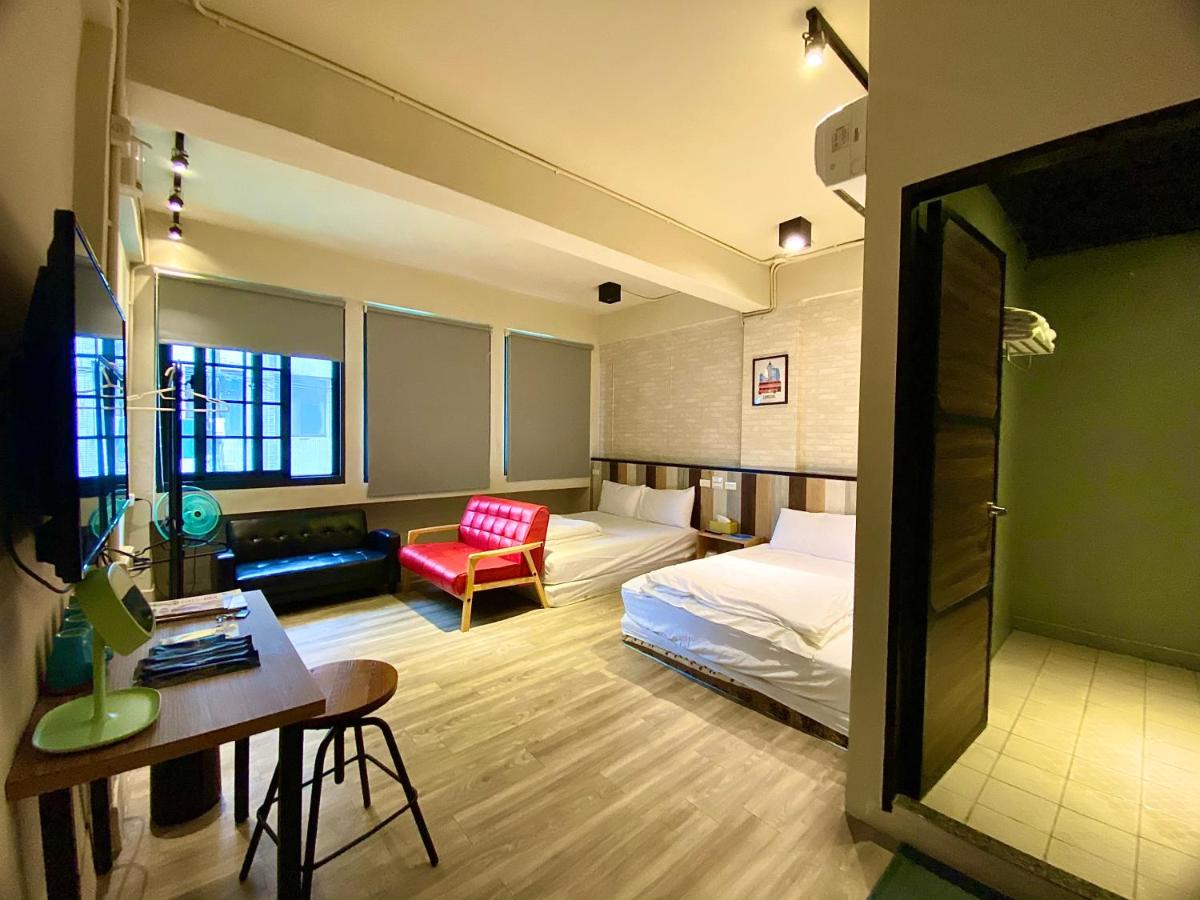 Light Stay - Housity