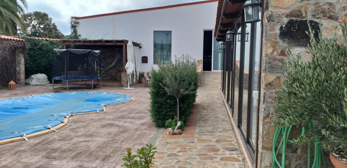Aguila Imperial Rural Loft - Housity