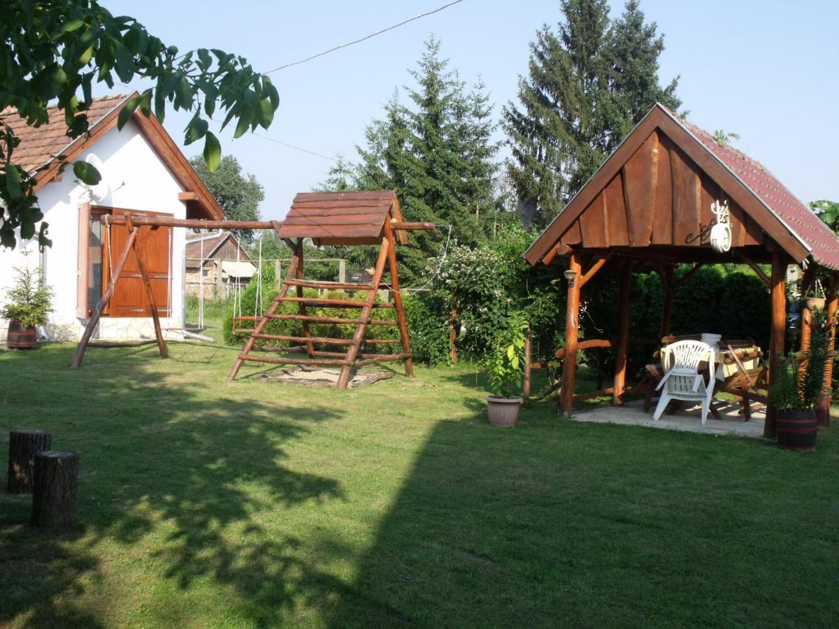 Tündérviola - Housity