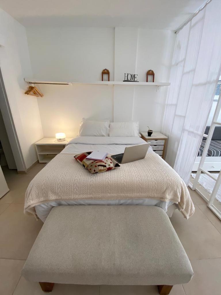 Amplio,cómodo,moderno y céntrico monoambiente. - Housity