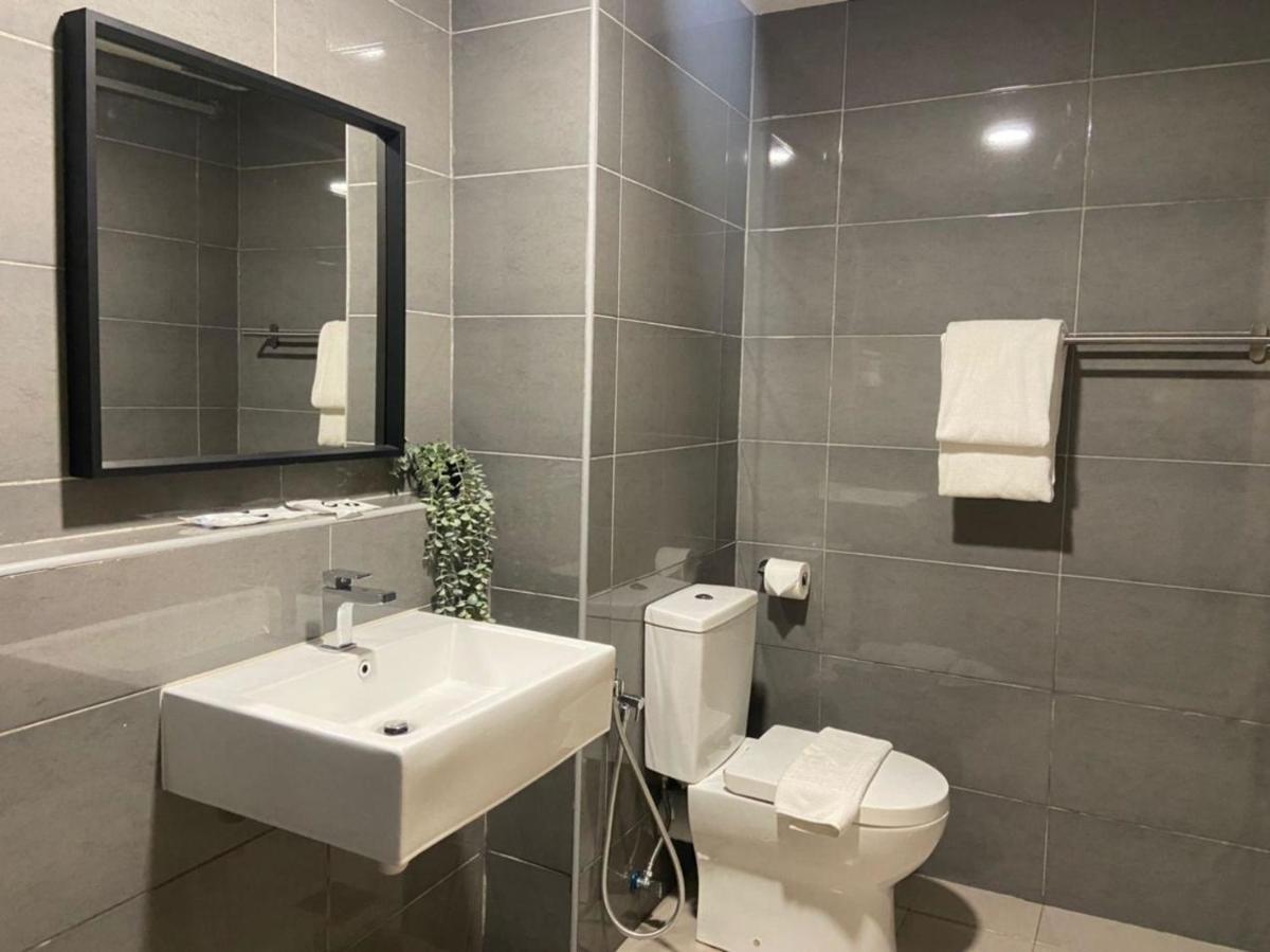 Kuantan Imperium by Glex - Housity