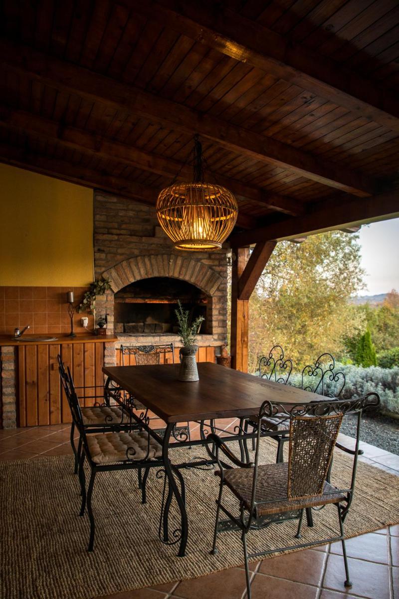 Green Hills Cottage in Zagorje with magnificent view - Housity