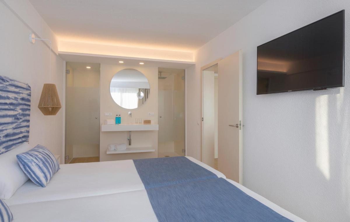 Cama o camas de una habitación en Blau Punta Reina