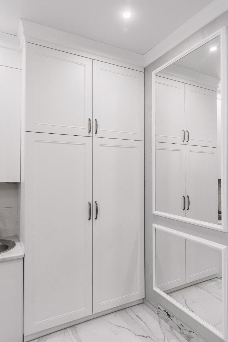 Suitetrails - Royal Tower VIP Smart Apartments 1