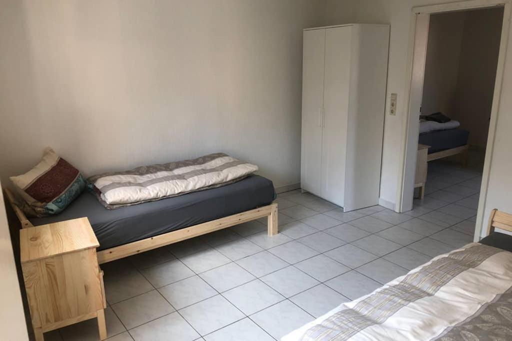 room for four - Housity