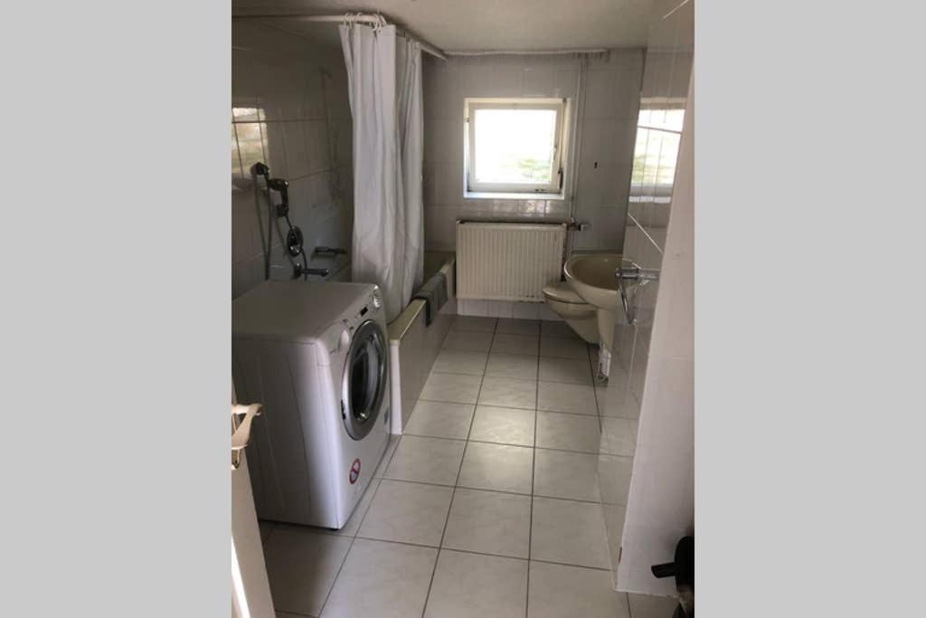 room for four - Housity