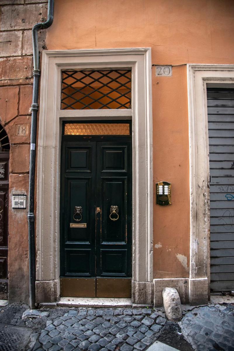 Appartamento in pieno centro Roma - Lily's House - Housity