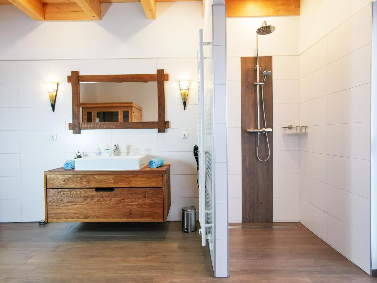 Chalex - Housity