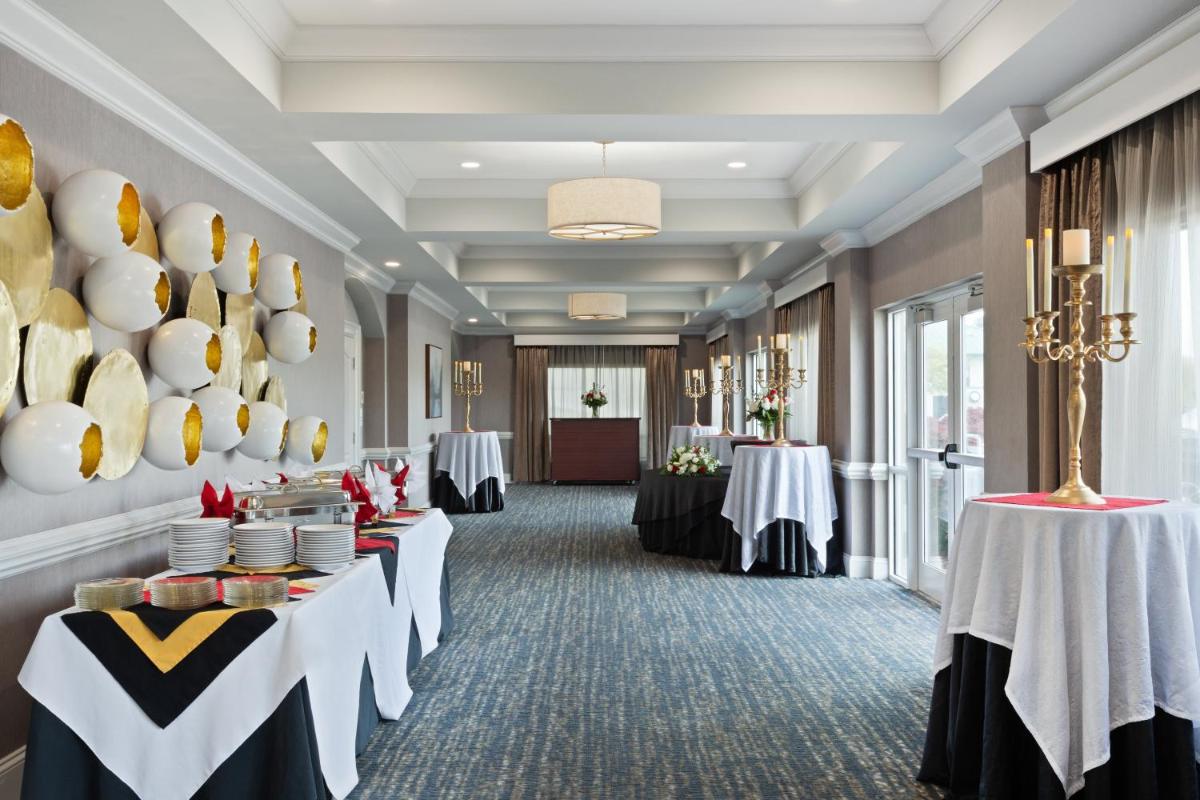 Holiday Inn Valdosta Conference Center, an IHG Hotel - Housity