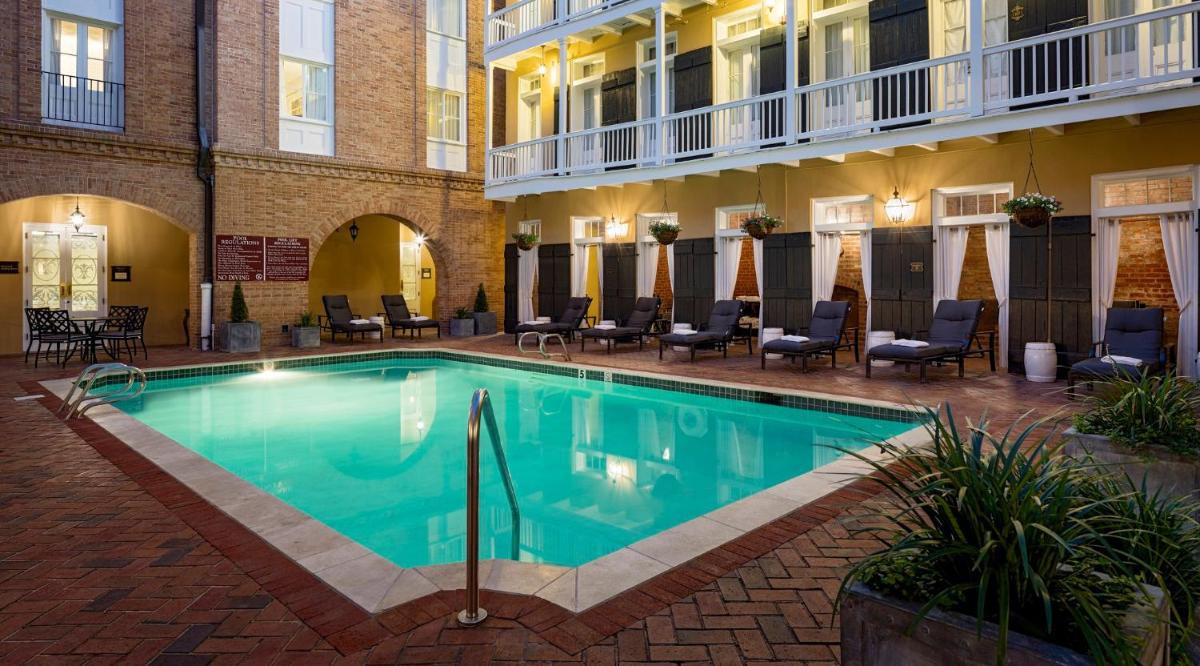Holiday Inn Hotel French Quarter-Chateau Lemoyne, an IHG Hotel - Housity