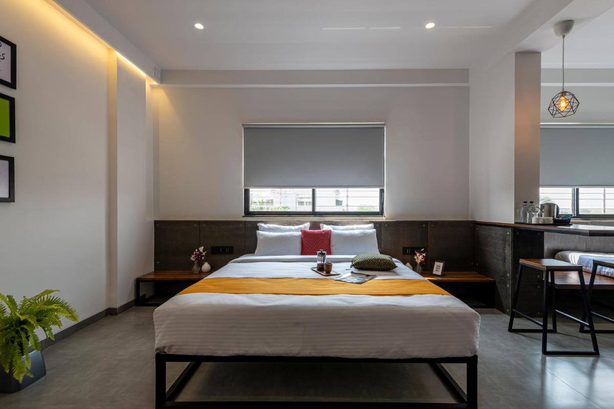 The Cult Stay - Housity