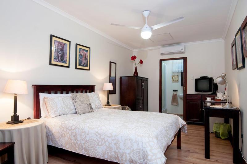 The Brother's Guest House - Housity