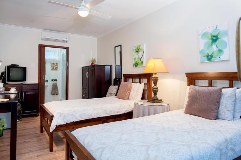 The Brother's Guest House - Housity