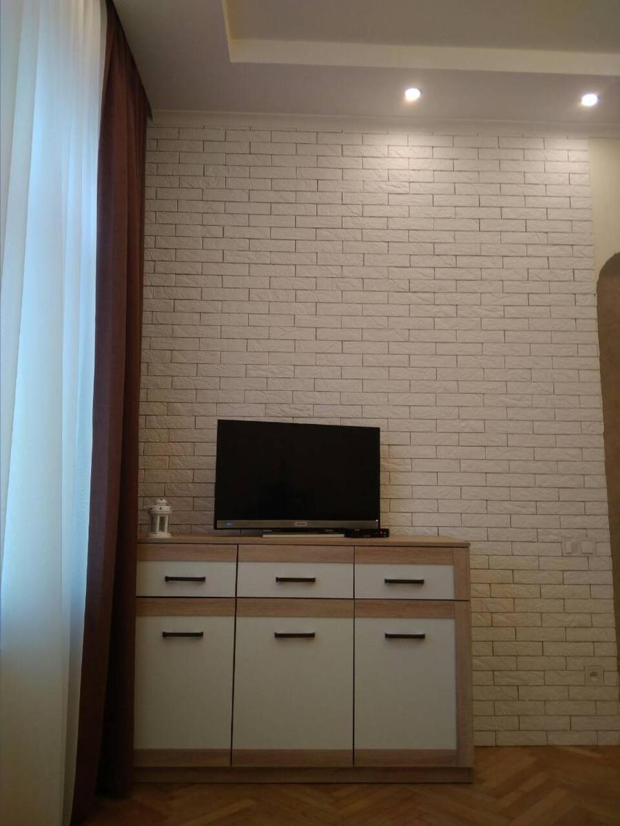 Apartments on Arkhypenka Street - Housity