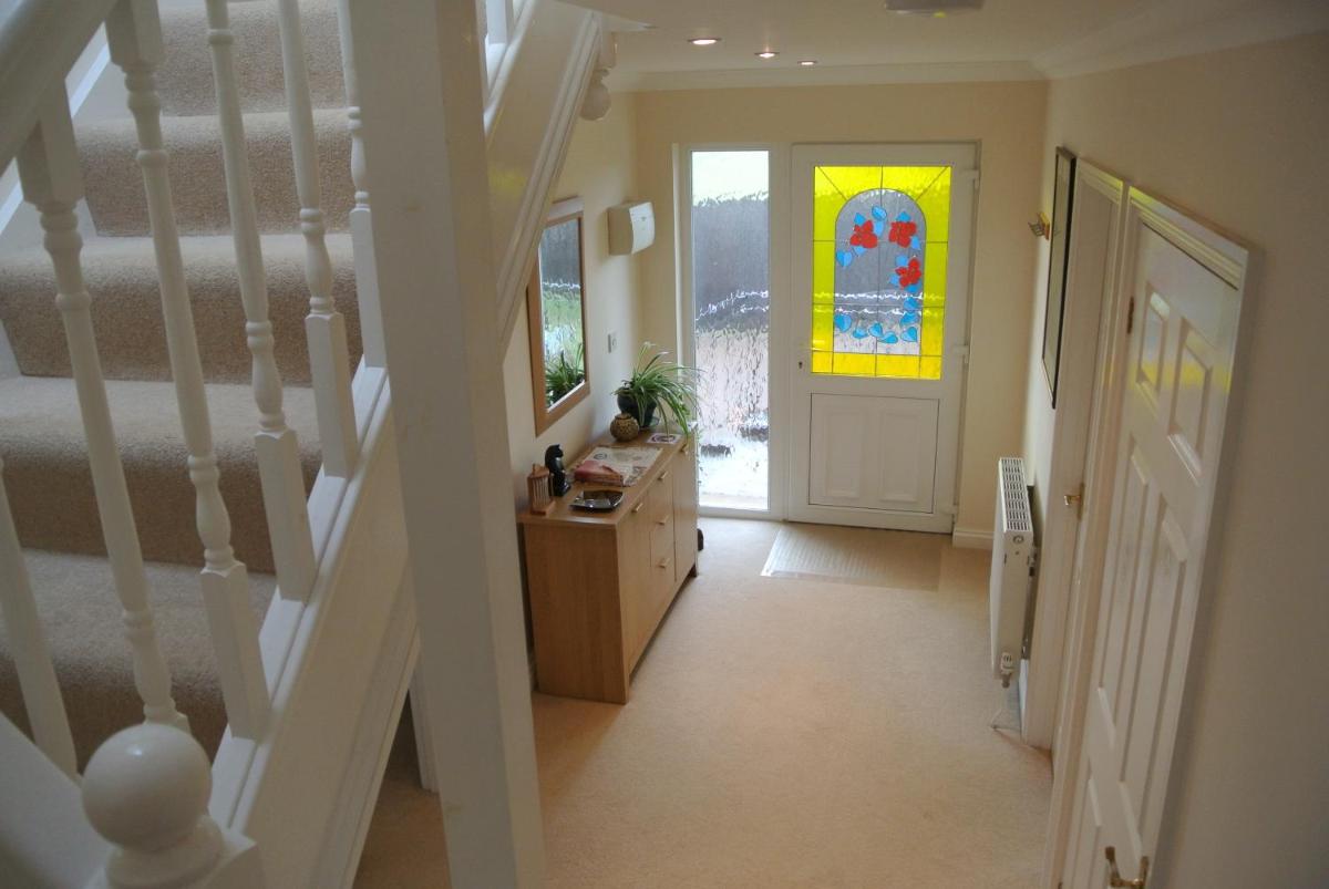 Bramley Cottage - Housity