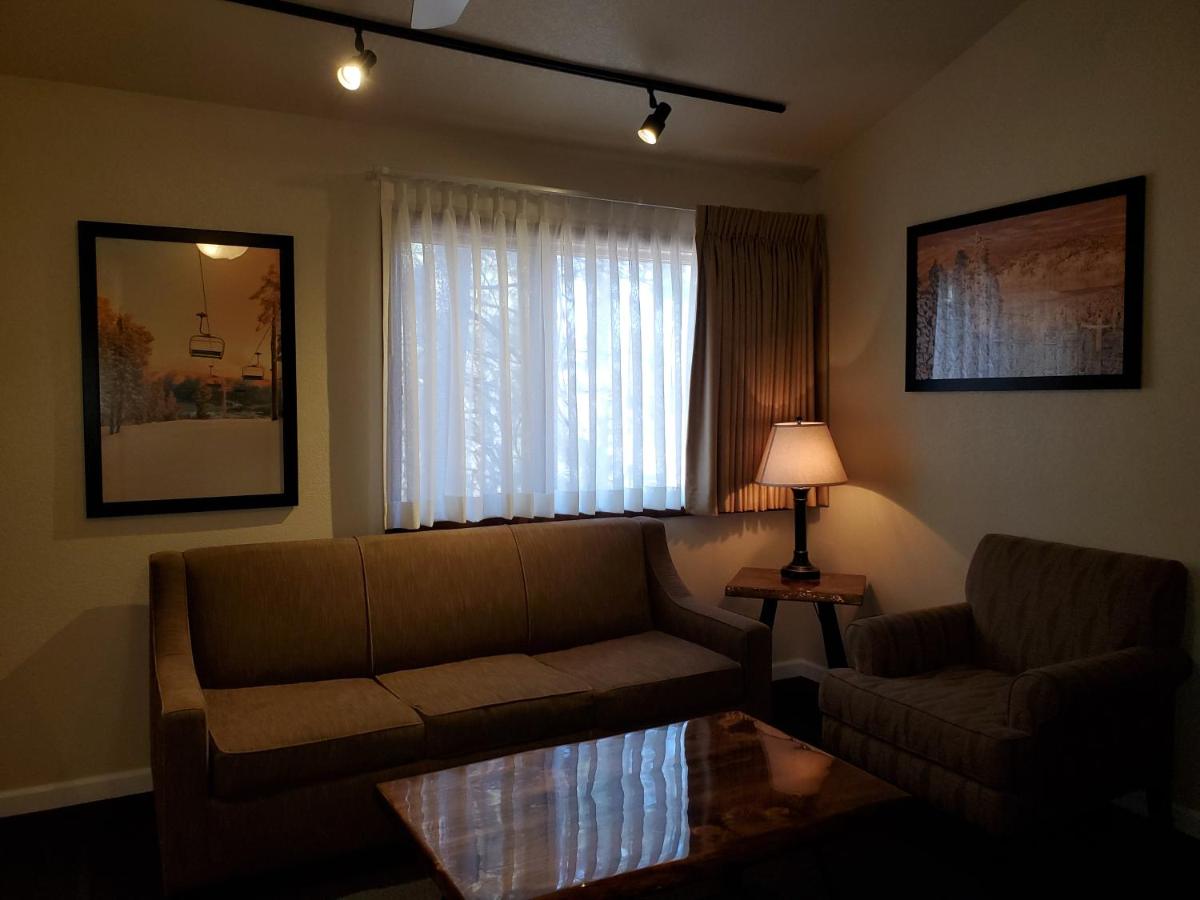 GetAways at Snow Lake Lodge - Housity