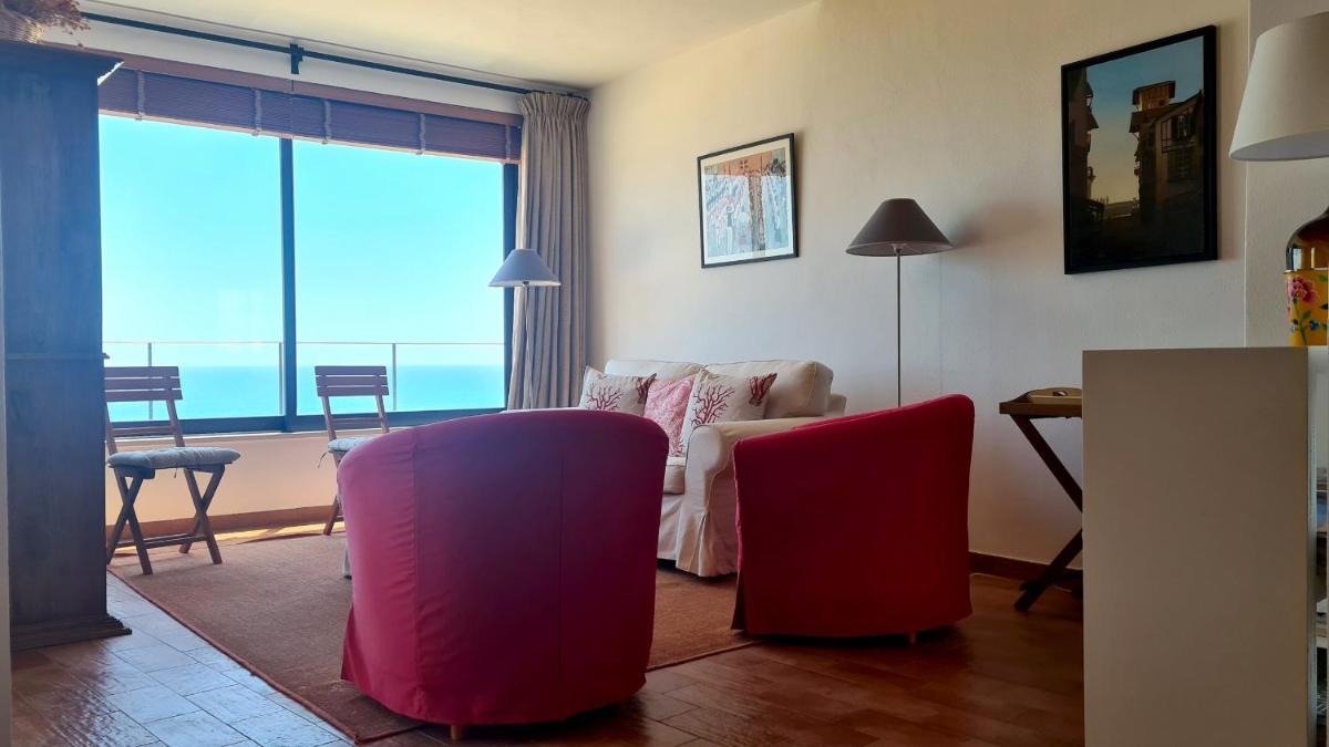 Albufeira Beach Cliffs House - Housity