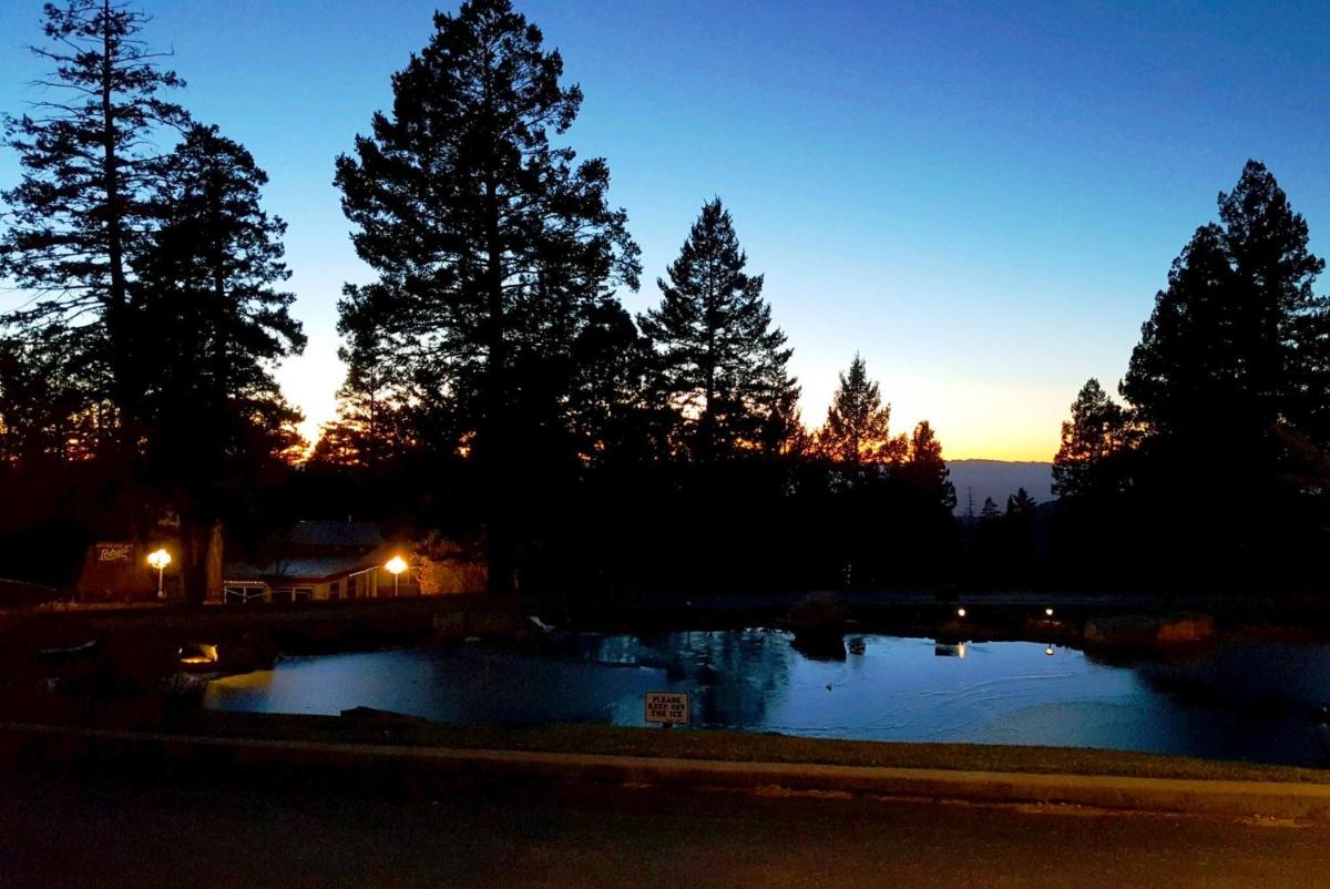 The Lodge at Cloudcroft - Housity
