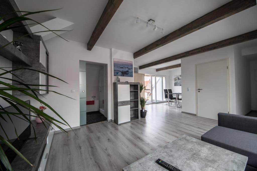Apartment Haus 8 Hohenwarsleben - Housity